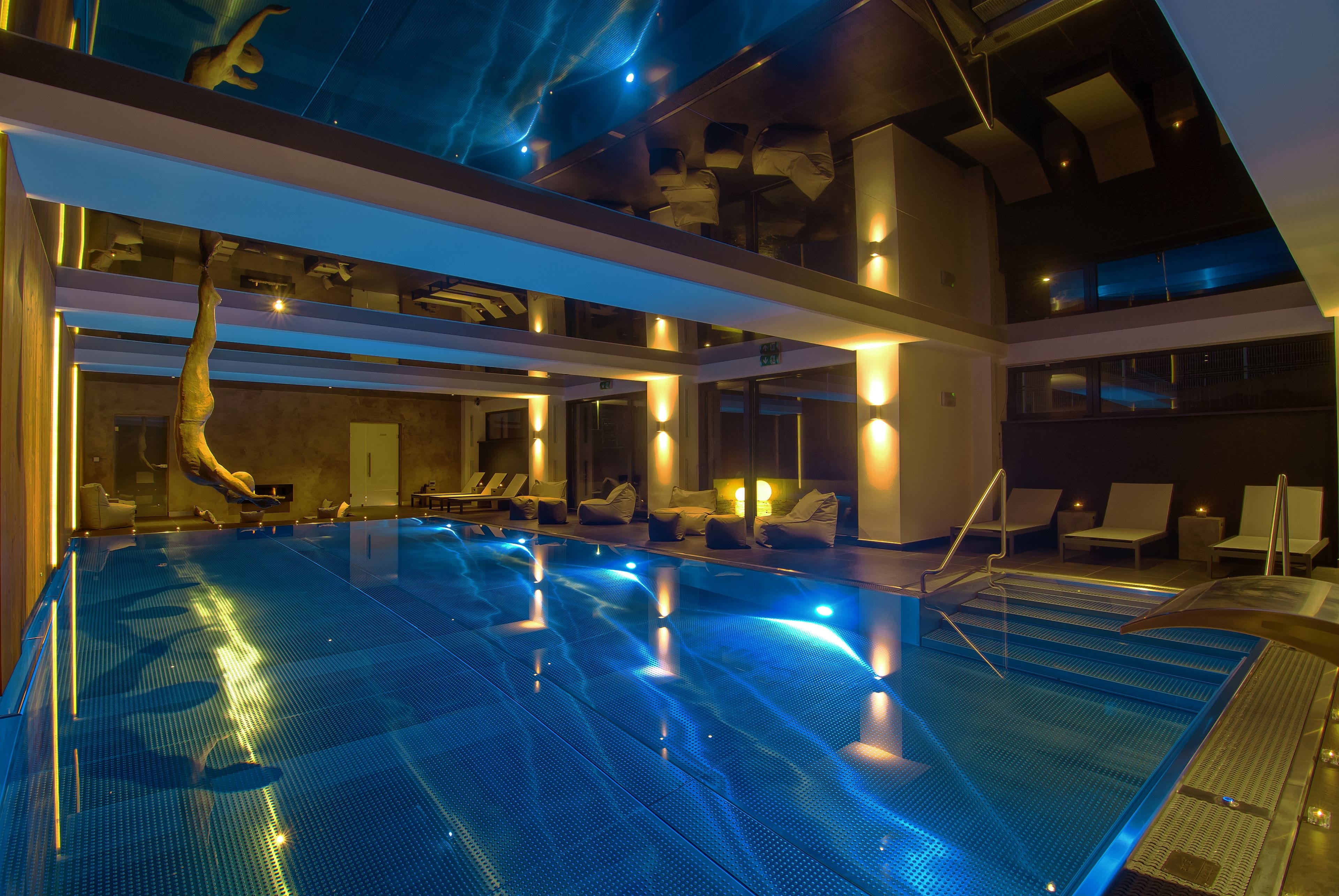 Nerezový bazén IMAGINOX v hotelu Bedřiška