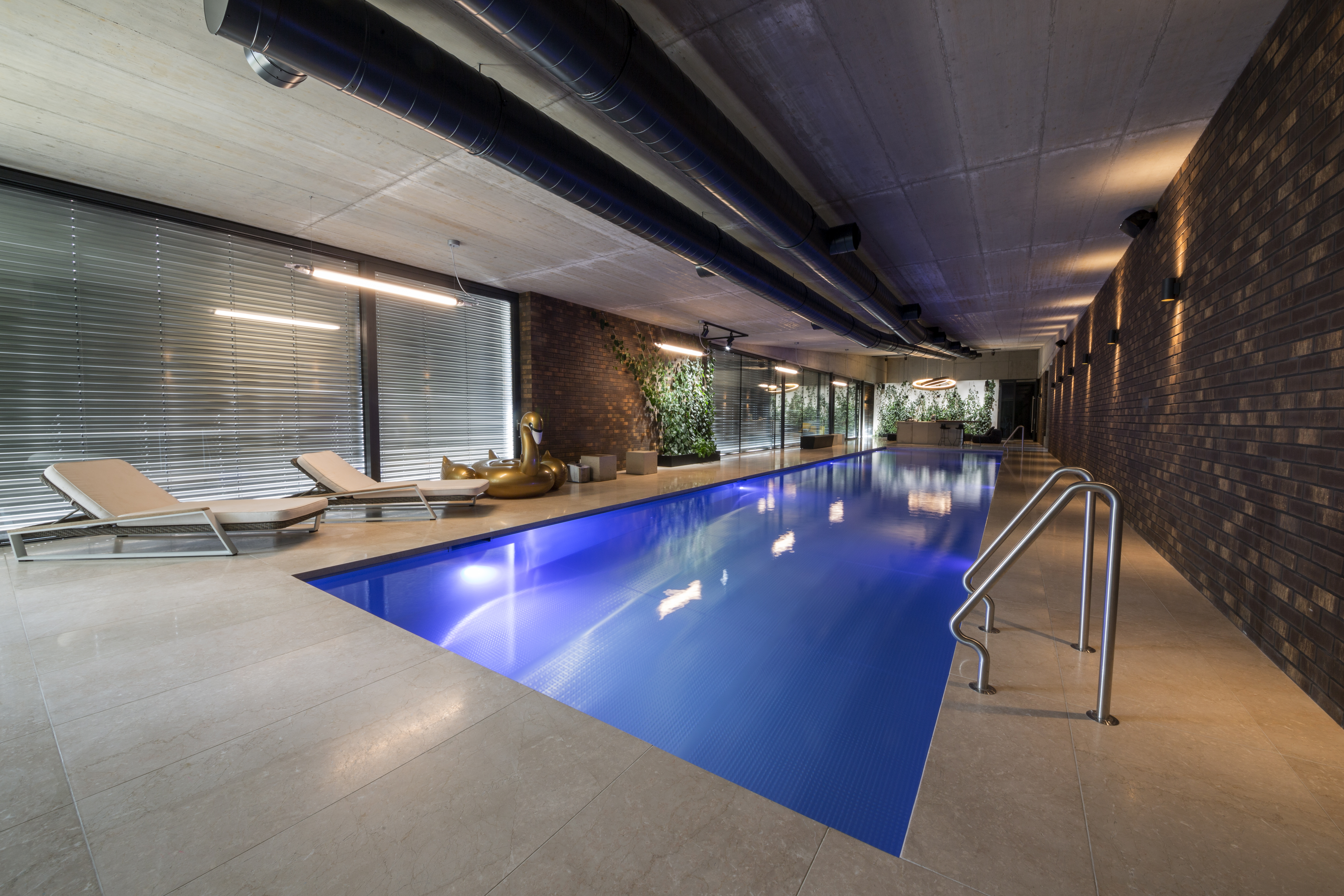 Luxury private spa with IMAGINOX pool